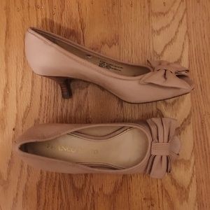 Franko Sarto Kitten Heels (Size 4.5 Women)